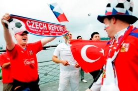 Souboje fanoušků začaly dávno před nedělním zápasem